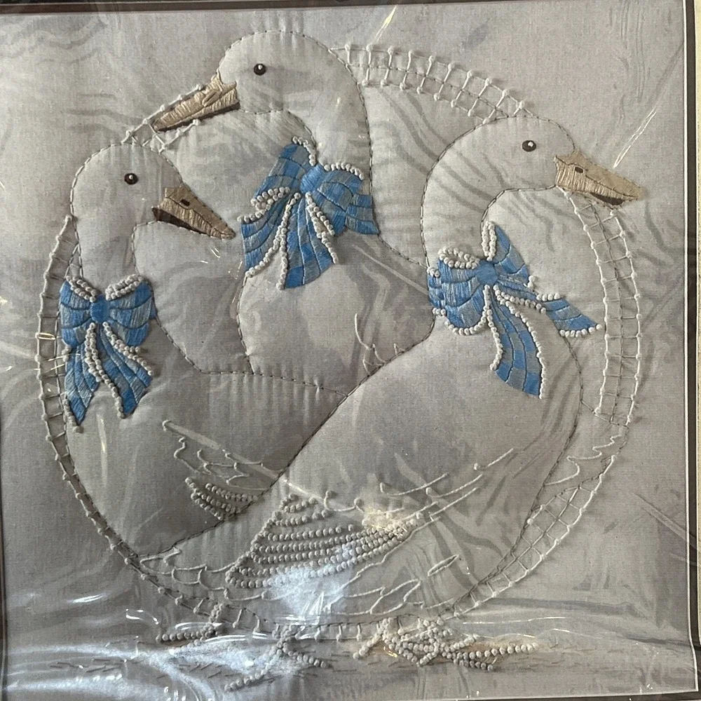 Vintage 1983 Monarch Horizons A Gaggle Of Geese Candlewicking Kit CR61 18